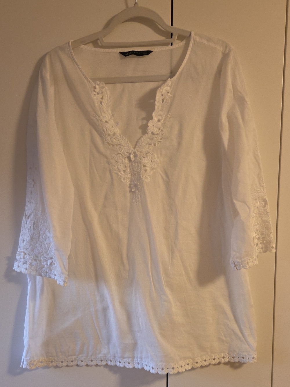 Zara White Embroidered V-Neck Tunic Top